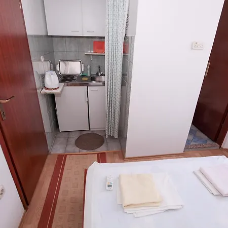 بيت ضيافة Adna بوداكا