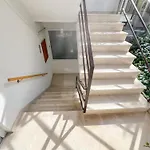 Adna Πανσιόν Podaca