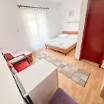 Πανσιόν Adna 3*