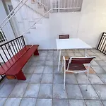 Adna Πανσιόν Podaca